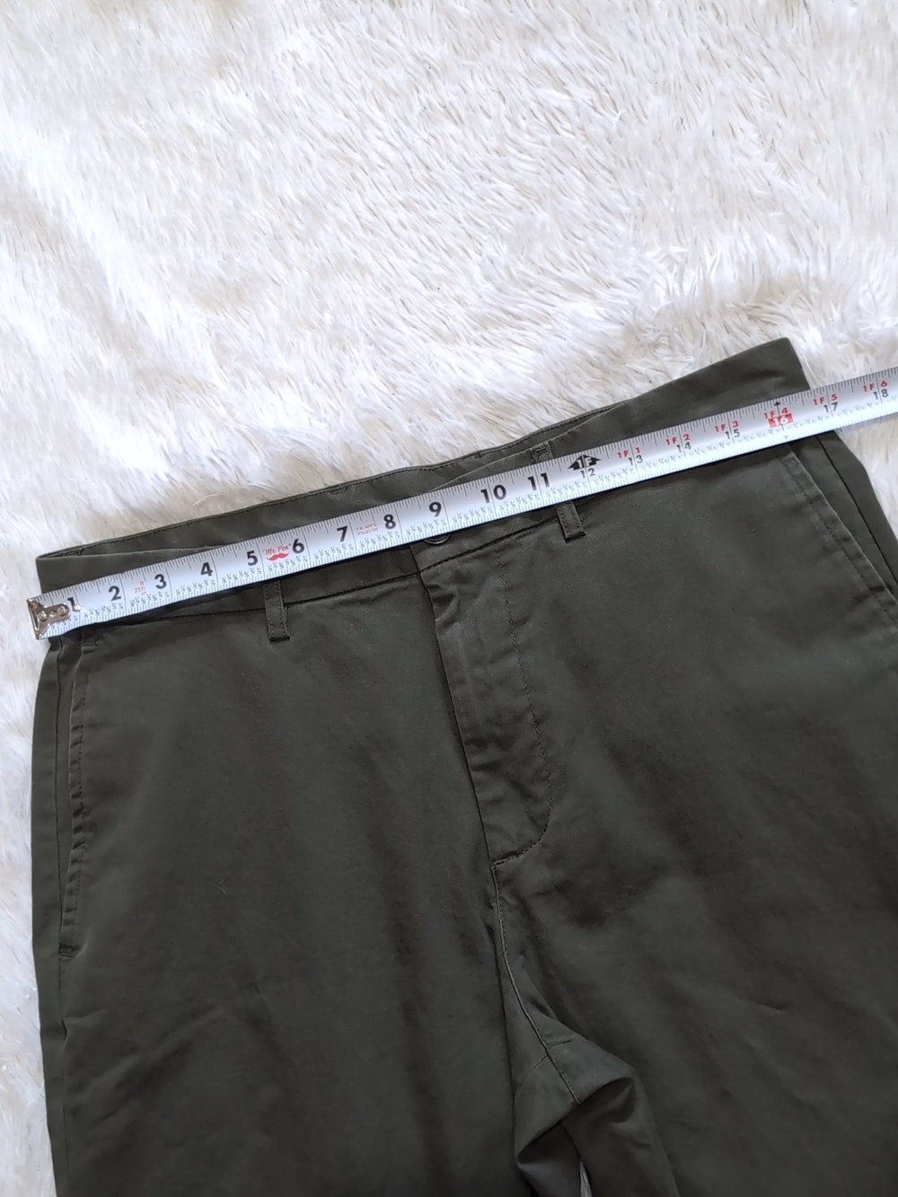 Old Navy Olive Green Loose Taper Built-In Flex Chino Ankle Pants Size 33x32 - Picture 12 of 15